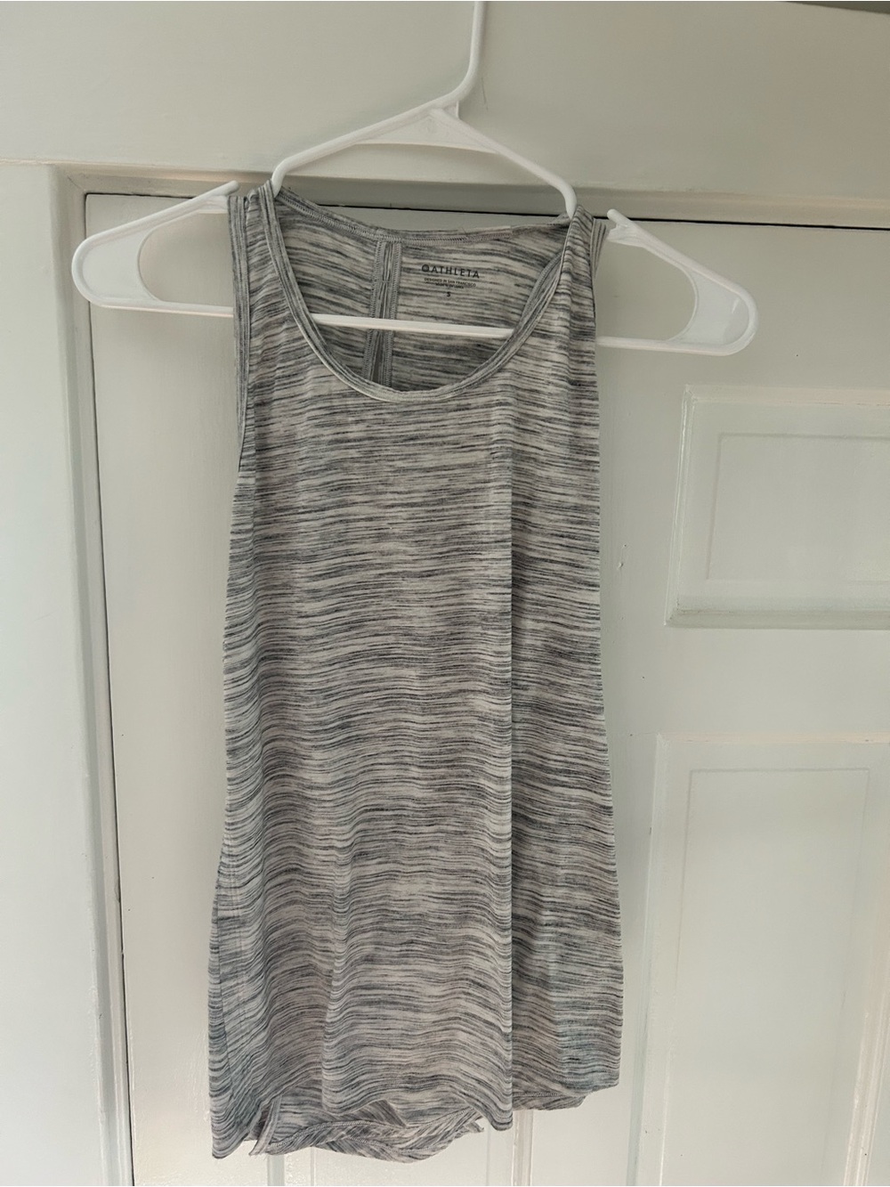 Athleta Gray Heathered Scoop Neck Tank